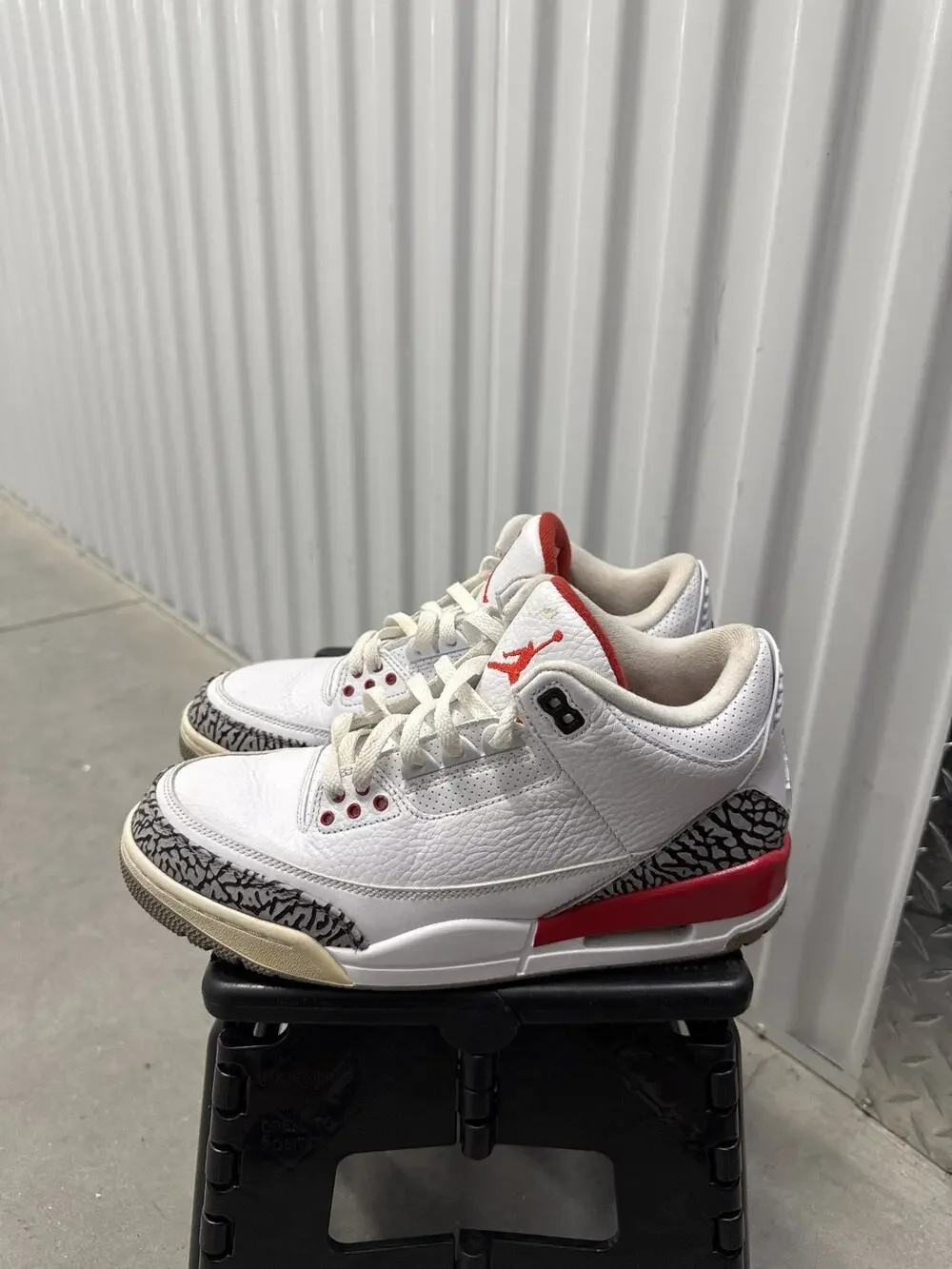 Nike Air Jordan 3 Hall of Fame White Cement 2018 Size 9.5 Men's - 136064-116